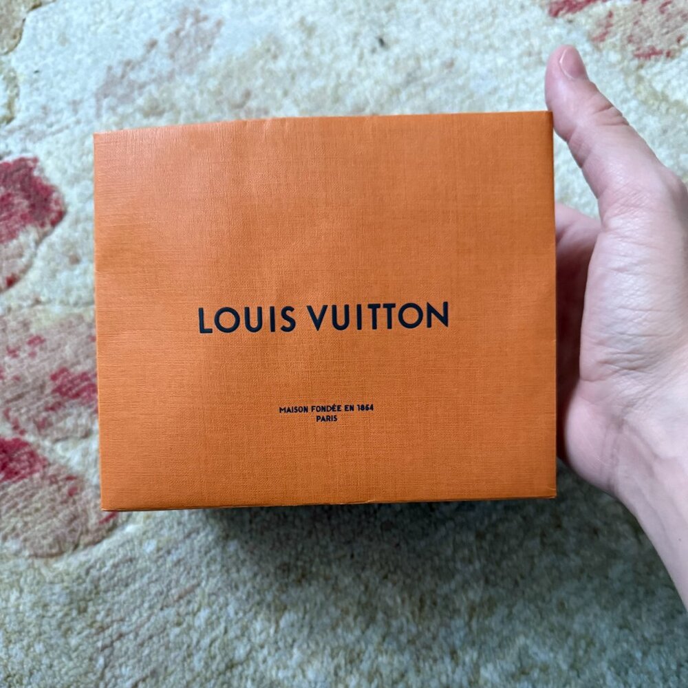 Louis Vuitton shopping bag small